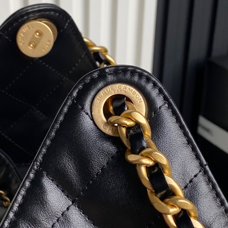 Ch**el 25c hobo bags